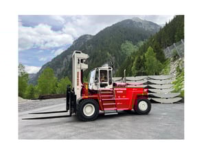 SVETRUCK Gabelstapler